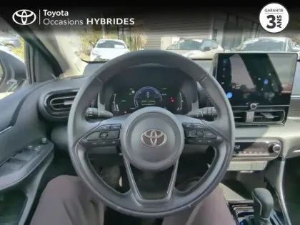 Photo 8 Toyota Yaris  116h Design 5p MC24
