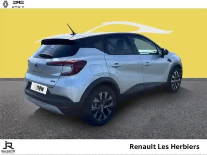 Photo 11 Renault Captur  1.6 E-Tech hybride 145ch Evolution