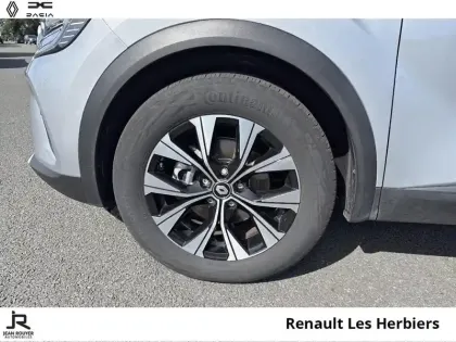 Photo 7 Renault Captur  1.6 E-Tech hybride 145ch Evolution