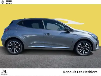 Photo 12 Renault Clio  1.6 E-Tech 145ch full hybrid Techno - 25b