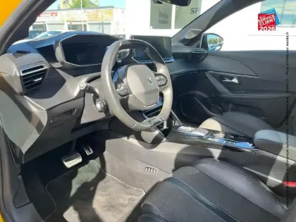 Photo 14 Peugeot 208  e- 136ch GT