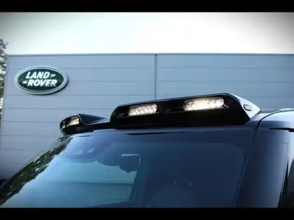 Photo 7 Land rover Defender  90 3.0 D250 Hard Top X-Dynamic SE