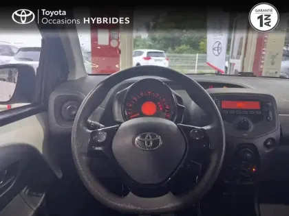 Photo 12 Toyota Aygo  1.0 VVT-i 72ch x-pro 5P