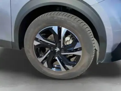Photo 8 Peugeot 2008  1.2 PureTech 130ch S&S Allure Pack EAT8