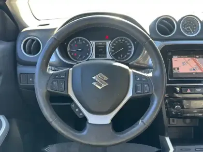 Photo 11 Suzuki Vitara  1.6 VVT Pack AllGrip