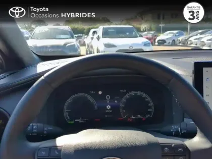 Photo 12 Toyota C-HR  2.0 Hybride 200ch Design MY25 PK  CONFORT