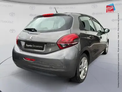 Photo 5 Peugeot 208  1.5 BlueHDi 100ch E6.c Signature BVM5 86g 5p