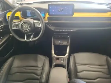 Photo 11 Jeep Avenger  Electrique 156ch 115kW Summit
