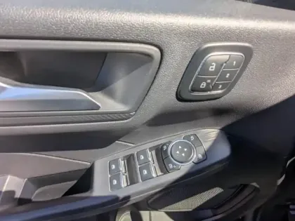 Photo 11 Ford Kuga  2.5 Duratec 180ch Hybrid FlexiFuel ST-Line X Powershift