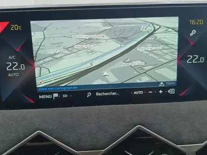 Photo 13 DS DS 3  Crossback PureTech 155ch Performance Line + Automatique