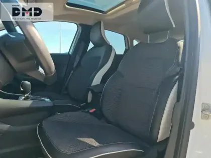 Photo 8 Renault Captur  1.6 E-Tech hybride 145ch Techno