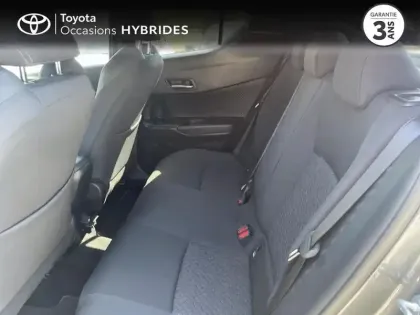 Photo 11 Toyota C-HR  1.8 Hybride 122ch Design Ultimate E-CVT