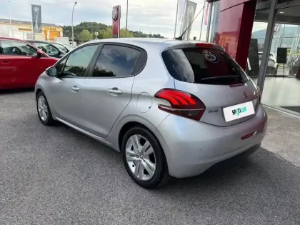 Photo 6 Peugeot 208  1.2 PureTech 82ch Style 5p