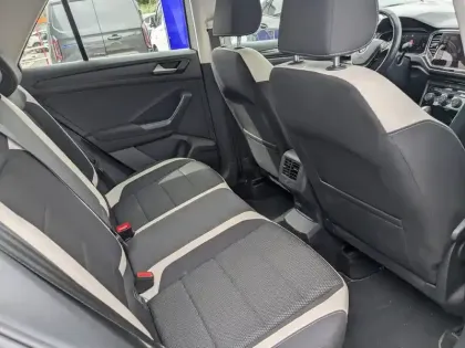 Photo 11 Volkswagen T-roc  1.5 TSI EVO 150ch Carat DSG7