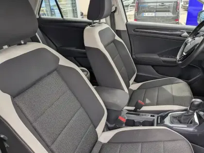 Photo 13 Volkswagen T-roc  1.5 TSI EVO 150ch Carat DSG7