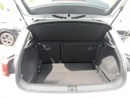 Photo 10 Volkswagen T-roc  1.5 TSI EVO 150ch Carat DSG7