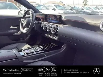 Photo 12 Mercedes Classe A  200 d 150ch AMG Line 8G-DCT