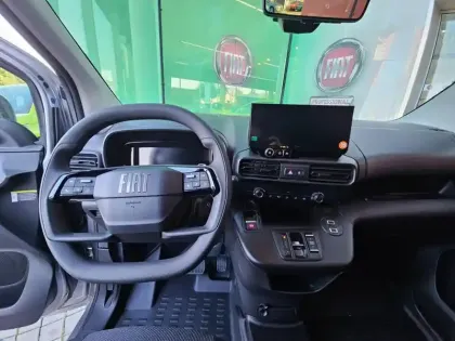 Photo 10 Fiat Doblo  Fg M Diesel 130ch automatique Pack Premium Connect