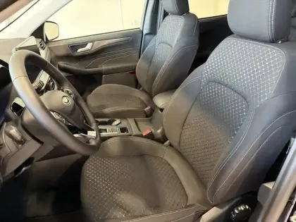 Photo 9 Ford Kuga  2.5 Duratec 180ch Hybrid FlexiFuel Titanium Powershift