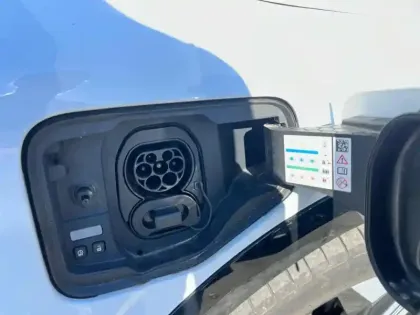 Photo 9 Renault Megane  E-Tech Electric EV60 220ch Techno optimum charge -C