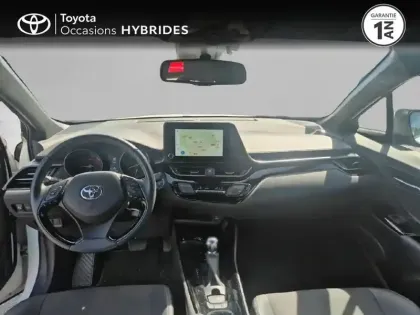 Photo 7 Toyota C-HR  1.8 Hybride 122ch Design Ultimate E-CVT