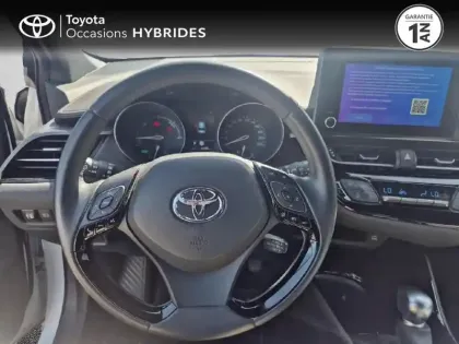Photo 12 Toyota C-HR  1.8 Hybride 122ch Design Ultimate E-CVT