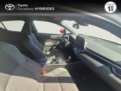 Photo 6 Toyota C-HR  1.8 Hybride 122ch Design Ultimate E-CVT