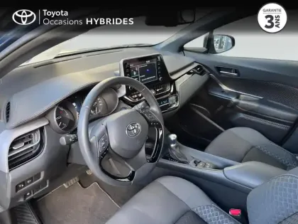 Photo 21 Toyota C-HR  1.8 Hybride 122ch Dynamic Ultimate E-CVT