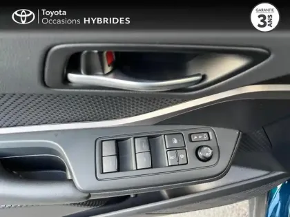 Photo 13 Toyota C-HR  1.8 Hybride 122ch Dynamic Ultimate E-CVT