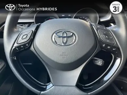 Photo 12 Toyota C-HR  1.8 Hybride 122ch Dynamic Ultimate E-CVT