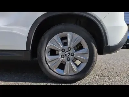 Photo 8 Suzuki Vitara  1.5 Dualjet Hybrid 115ch Privilège Auto Allgrip