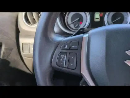 Photo 14 Suzuki Vitara  1.5 Dualjet Hybrid 115ch Privilège Auto Allgrip