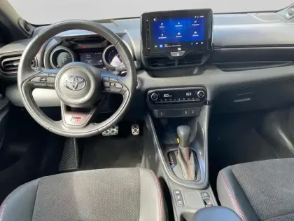 Photo 24 Toyota Yaris  116h GR Sport 5p MY22