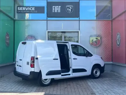 Photo 5 Fiat Doblo  Fg M Diesel 130ch automatique Pack Premium Connect