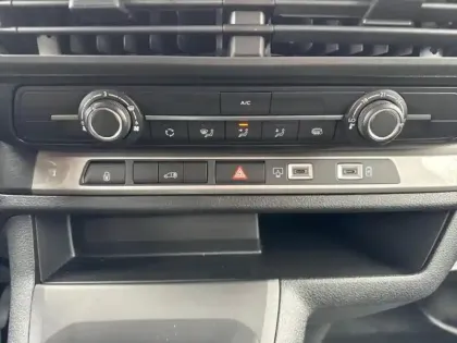 Photo 9 Fiat Scudo  Fg M 1.5 Diesel 120ch Pack Premium Connect