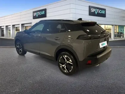 Photo 5 Peugeot 2008  Hybrid 145 ch e-DCS6
