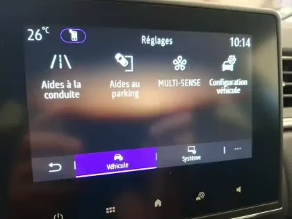 Photo 46 Renault Captur  E-Tech full hybrid 145