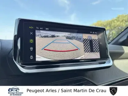 Photo 21 Peugeot 208  Hybrid 136 e-DCS6