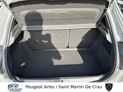 Photo 5 Peugeot 208  Hybrid 136 e-DCS6