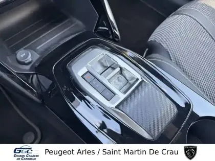 Photo 13 Peugeot 208  Hybrid 136 e-DCS6