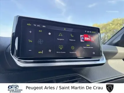 Photo 17 Peugeot 208  Hybrid 136 e-DCS6