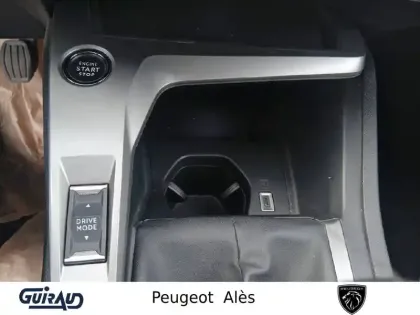 Photo 18 Peugeot 308  SW PureTech 110ch S&S BVM6