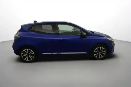 Photo 6 Renault Clio  E-Tech full hybrid 145 ch GSR2