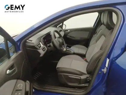 Photo 24 Renault Clio  E-Tech full hybrid 145 ch GSR2