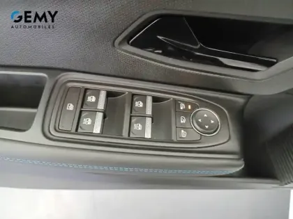 Photo 11 Renault Clio  E-Tech full hybrid 160 ch