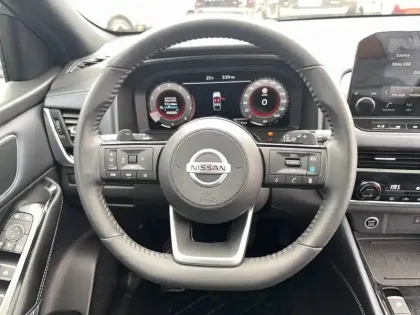Photo 14 Nissan Qashqai  Mild Hybrid 158 ch Xtronic