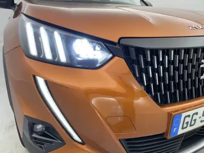 Photo 30 Peugeot 2008  PureTech 130 S&S EAT8