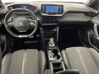 Photo 29 Peugeot 2008  PureTech 130 S&S EAT8