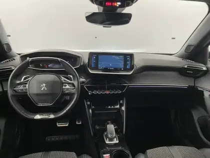 Photo 24 Peugeot 2008  PureTech 130 S&S EAT8
