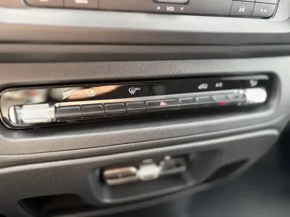 Photo 19 Mercedes Vito  FOURGON 119 CDI LONG 9G-TRONIC 4X4